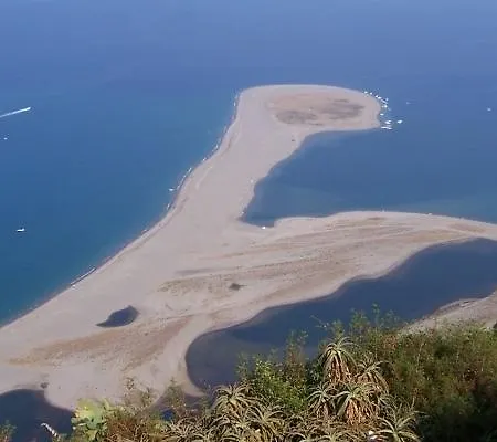 Apart Otel Grotte 4*