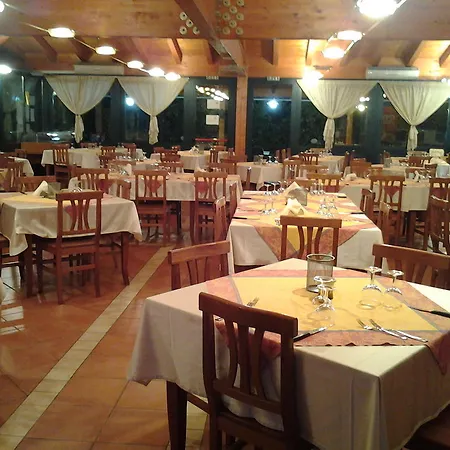 Apart Otel Grotte 4*