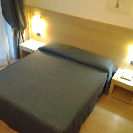 Apart Otel Grotte 4*